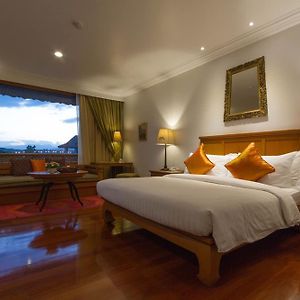 Deluxe Double Room River View