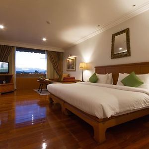 Balcony River View Suite